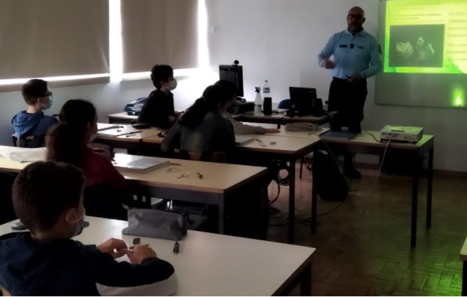 escola segura 25 03 dois